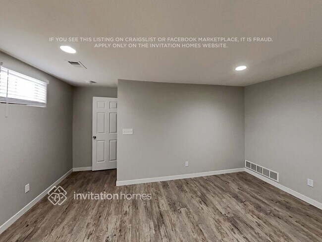 Building Photo - 5718 W 17th St