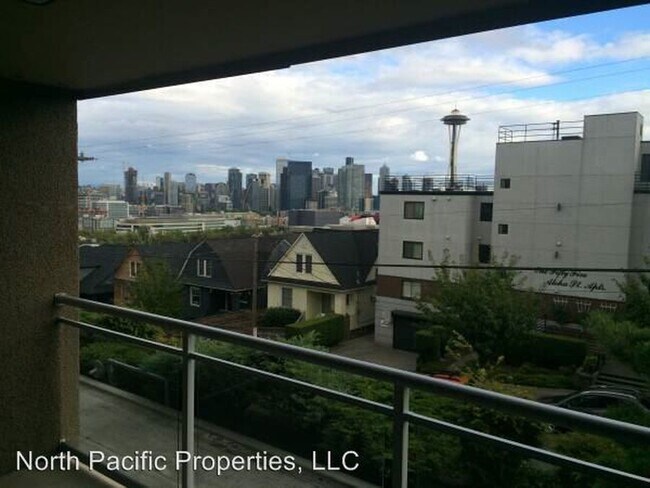 Building Photo - Modern 2 Bedroom Queen Anne Condo