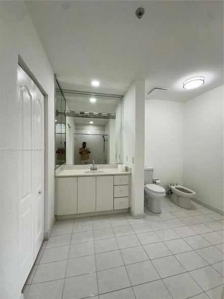 Building Photo - 17425 NW 75th Pl