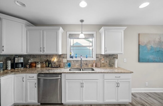Building Photo - 2828 Russet Ridge Dr