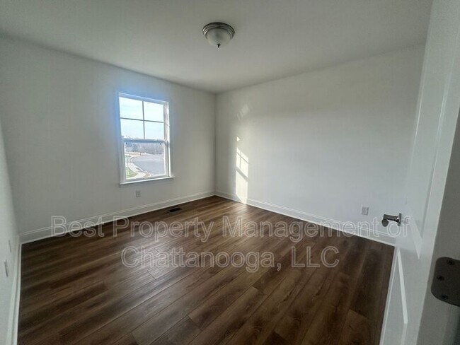 Building Photo - 8149 Ashby Gap Way