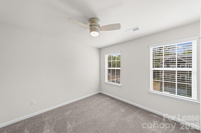 Building Photo - 1104 Bandon Dr