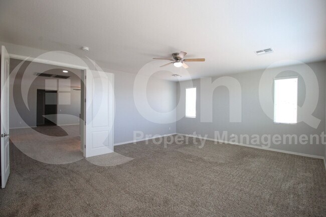 Building Photo - 4167 E Glacier Pl