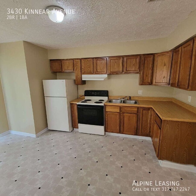 Building Photo - 3430 Kinnear Ave