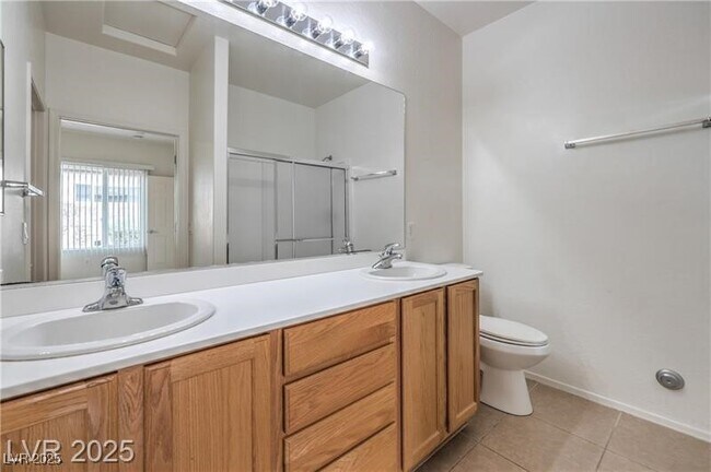 Building Photo - 3520 Kittiwake Rd