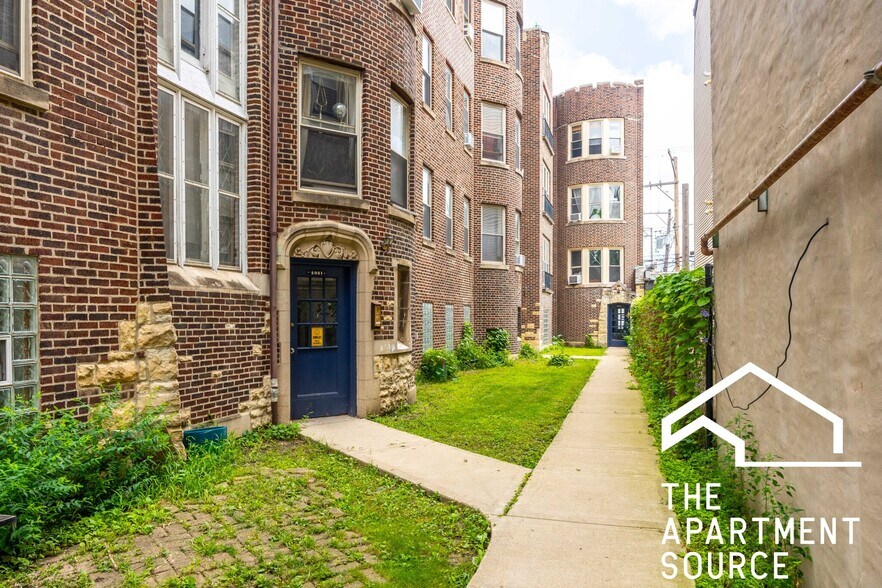 Building Photo - 2023 N Humboldt Blvd