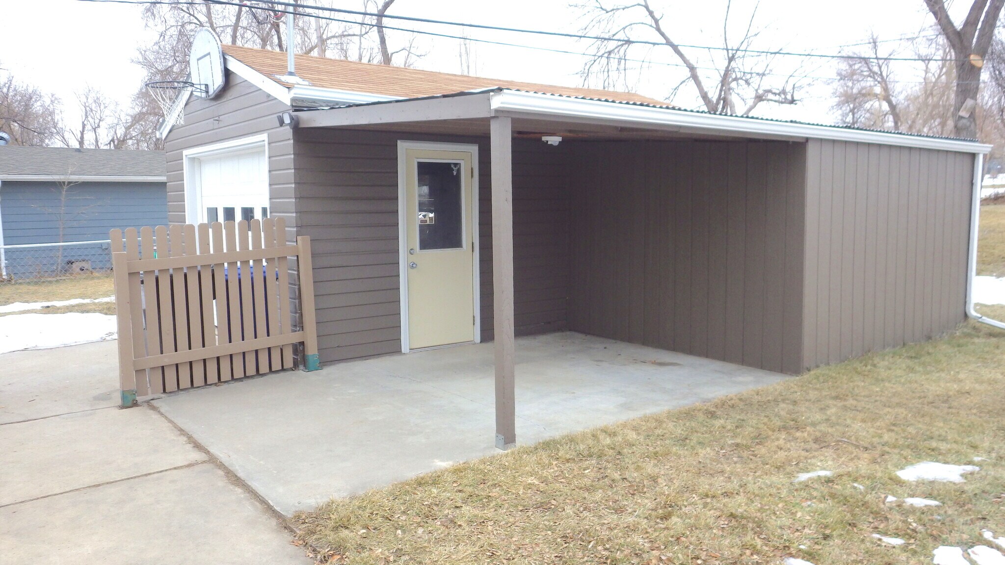 Building Photo - 9 Montana St