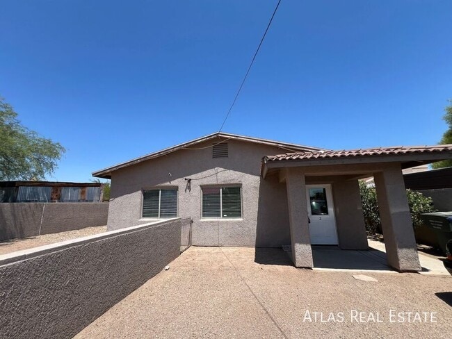 Primary Photo - 1223 W Alameda St