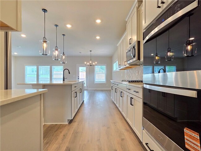 Building Photo - 3158 Sweet Red Cir