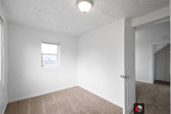 Building Photo - 764 Garfield Ave