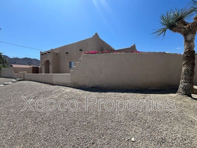 Building Photo - 53750 Avenida Alvarado