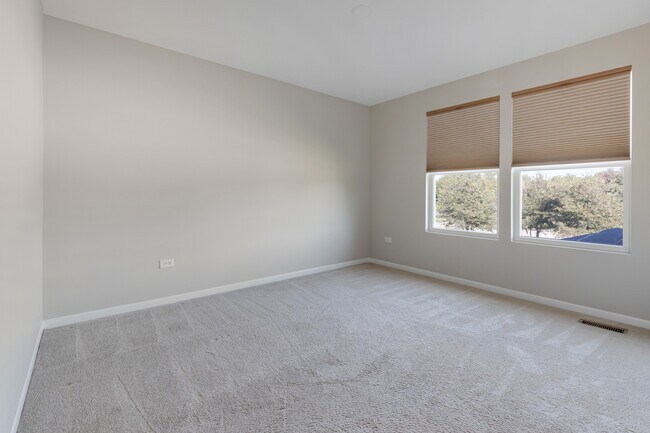 Building Photo - 3628 Birch Ln
