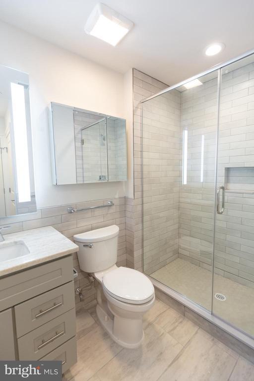 Building Photo - 1411 Walnut St