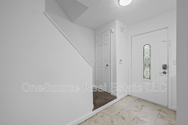 Building Photo - 1086 Huntington Ter SE