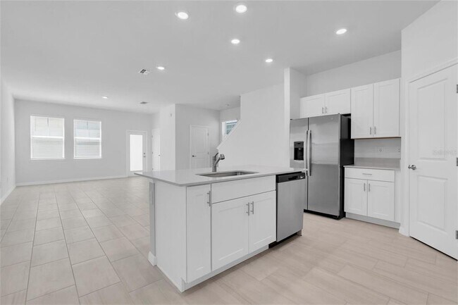 Building Photo - 10881 Molasses Wy