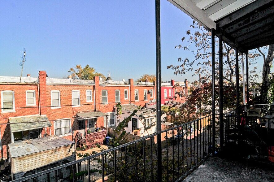 Porch - 749 Park Rd NW