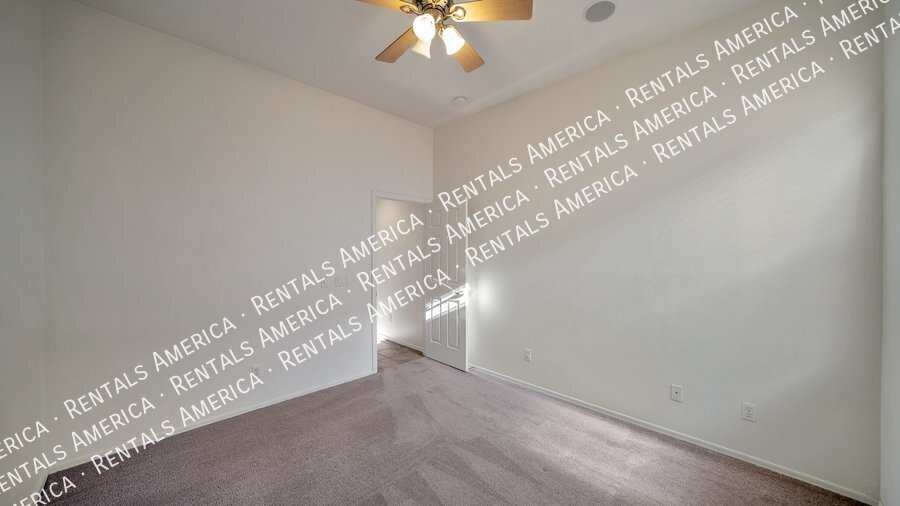 Building Photo - 76 N Desert Stream Dr