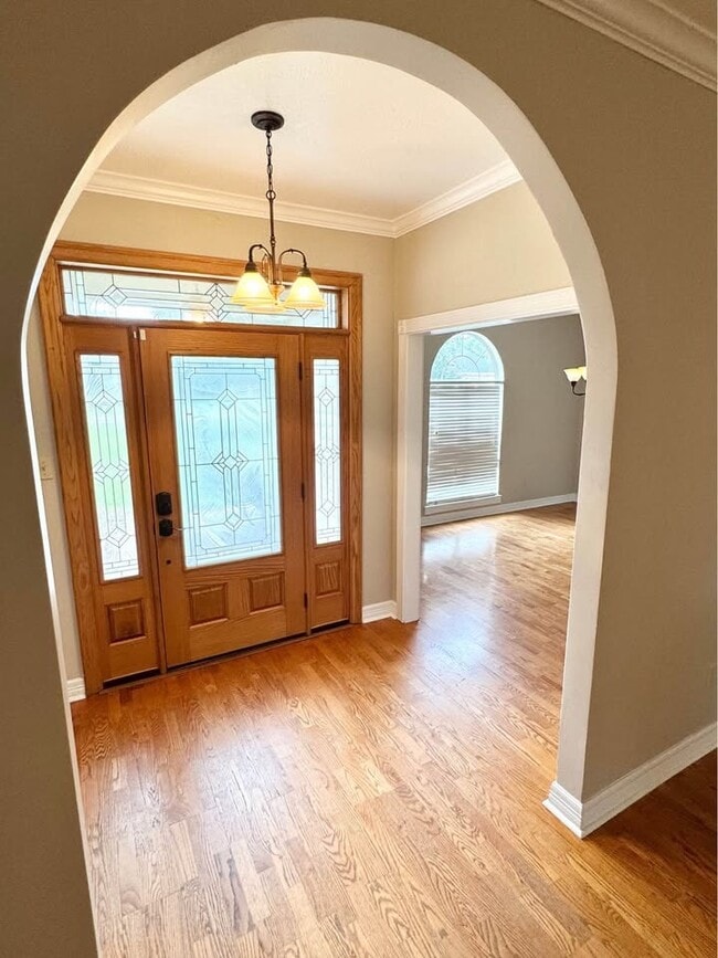 Building Photo - 1110 Athens Dr