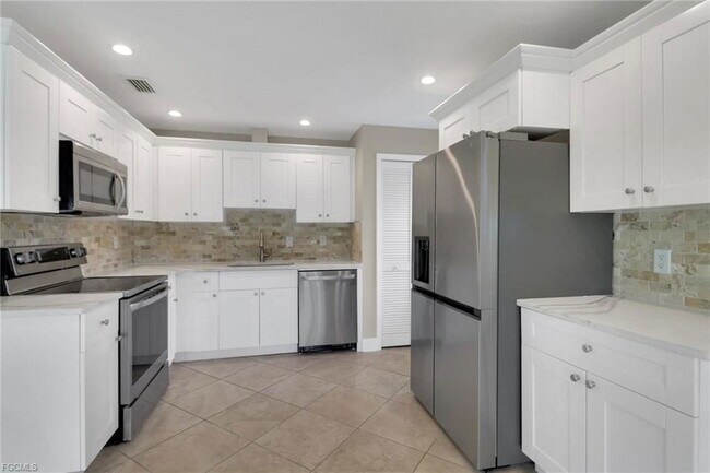 Building Photo - 38 Knights Bridge Rd