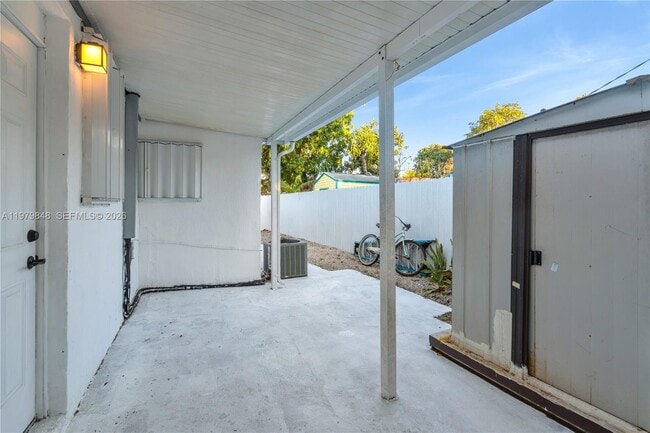 Building Photo - 1064 NW 103rd St