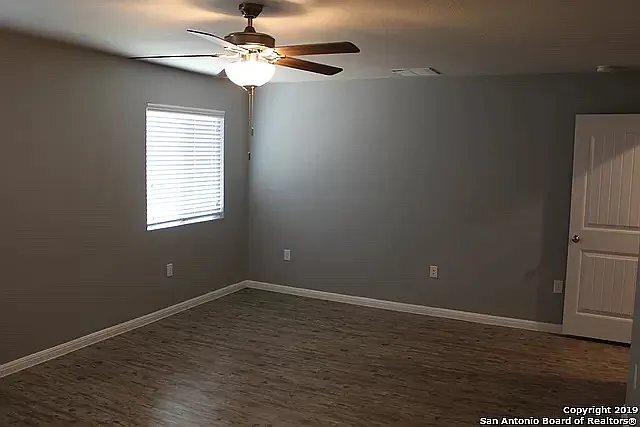 Building Photo - 10418 Legacy Hl