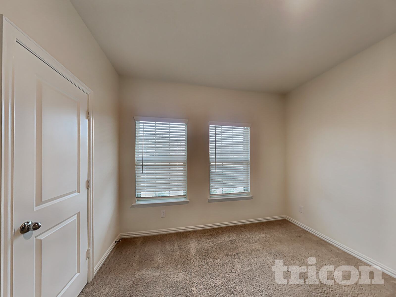 Building Photo - 2401 Lalun Lane