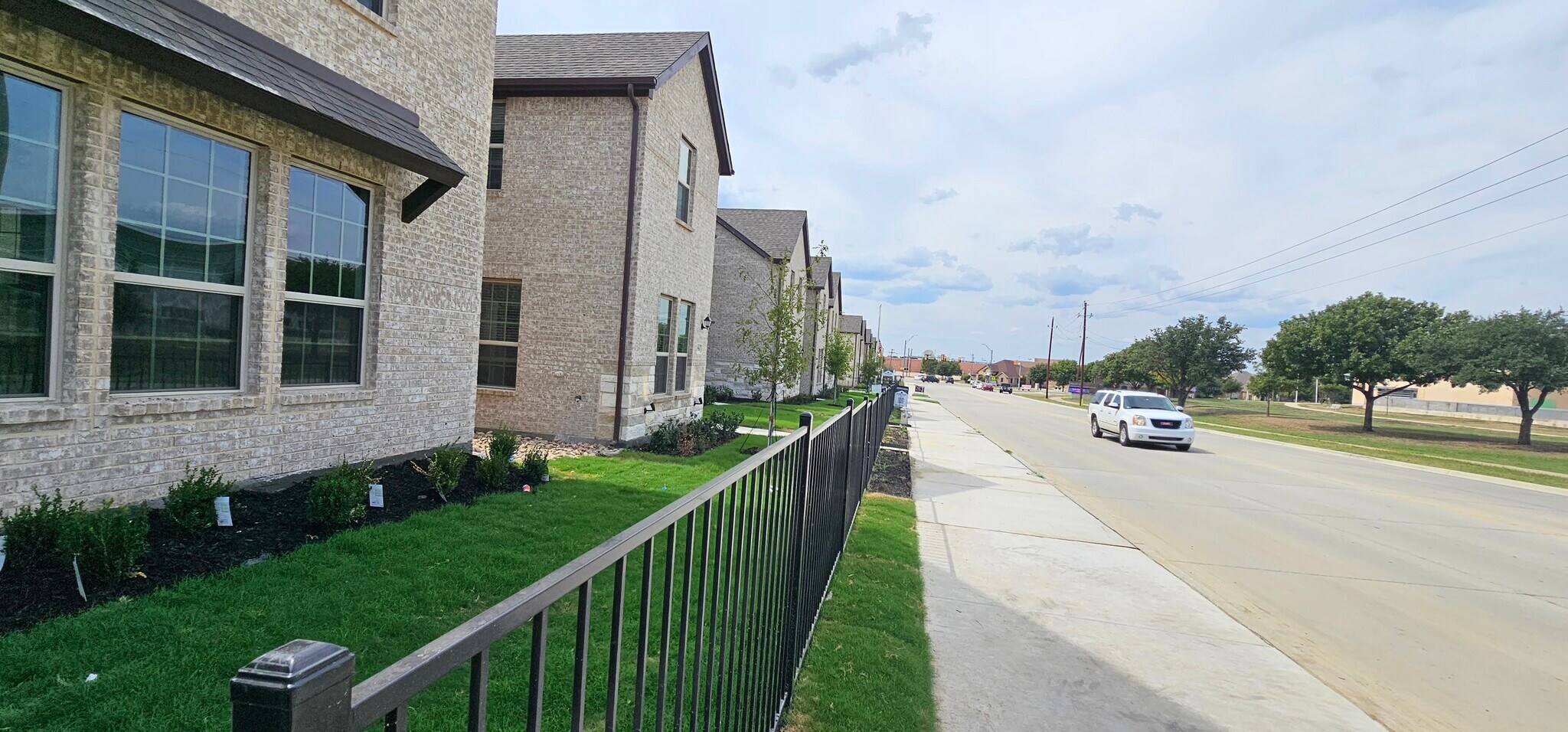 Building Photo - 5960 Bursey Rd