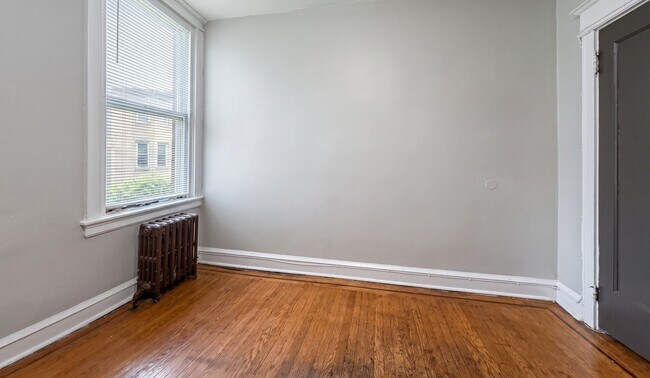 Building Photo - 6724 Wyncote Ave