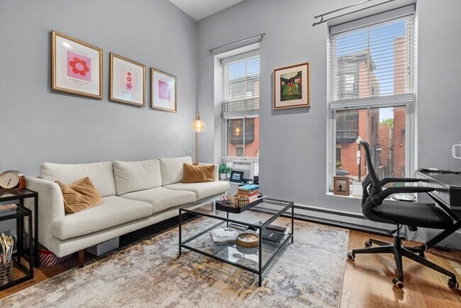Primary Photo - 19 Milford St