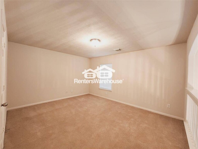 Building Photo - 16915 Melvin Oaks Ct