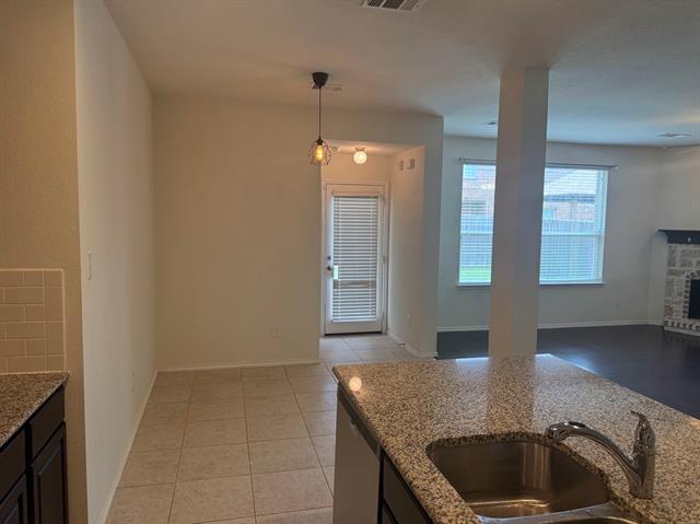 Building Photo - 1720 Whistler Dr