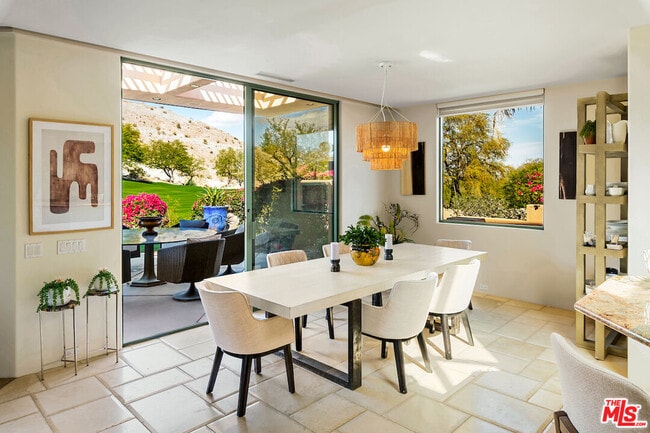 Building Photo - 136 Netas Dr