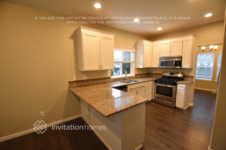 Building Photo - 9218 195th St Ct E