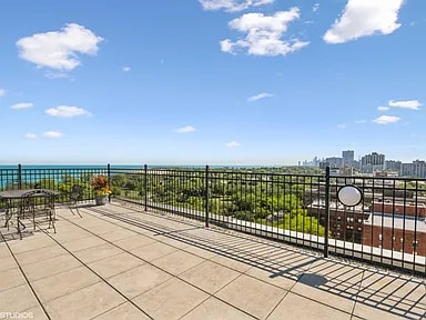 Building Photo - 4950 N Marine Dr