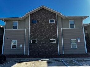 Building Photo - 7071 Lake Joanne Dr