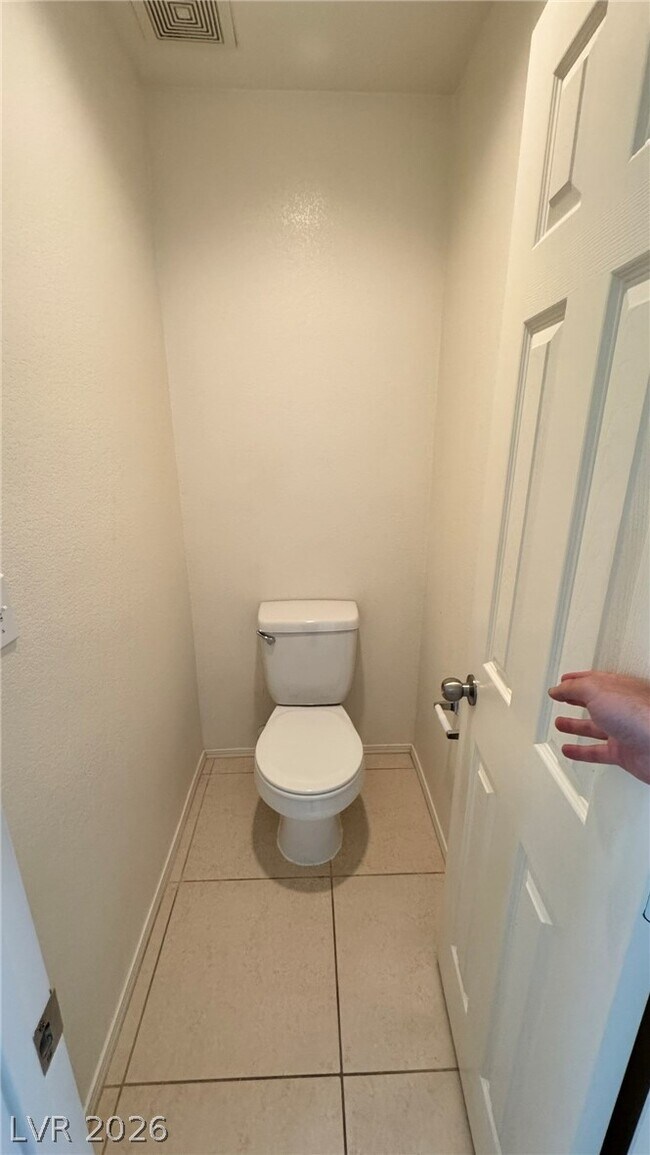 Building Photo - 9967 Carrizo Springs Ave