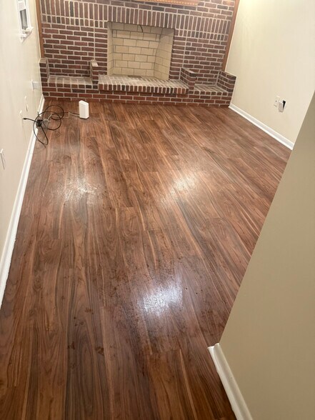 Primary Photo - 1234 N Walnut St