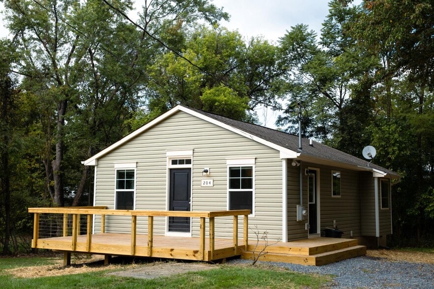 Building Photo - 204 Potomak Trail