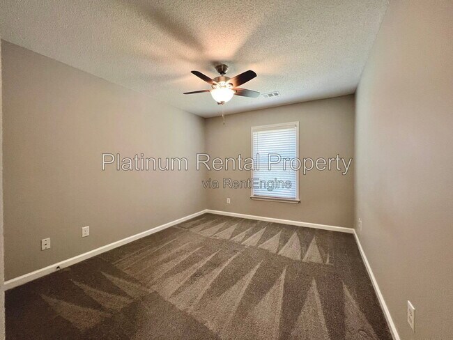 Building Photo - 2813 Priestcliff Dr SE