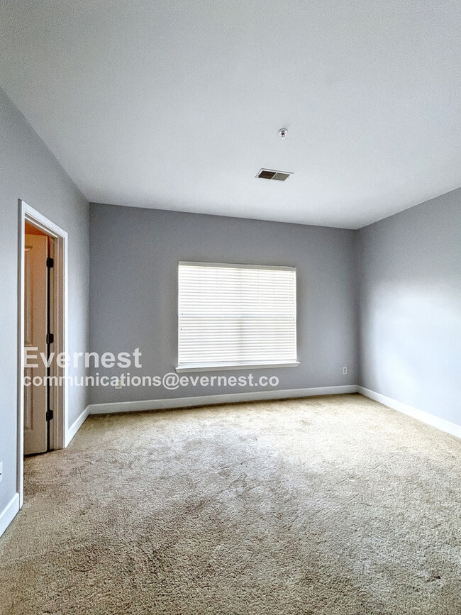 Building Photo - 7231 Althorp Way