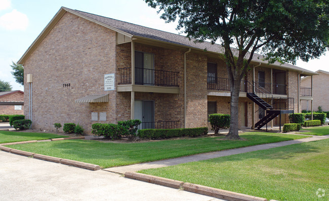 Building Photo - Briarwood II Apartments