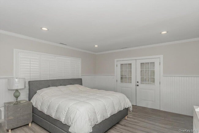 Building Photo - 15 Gardners Ln