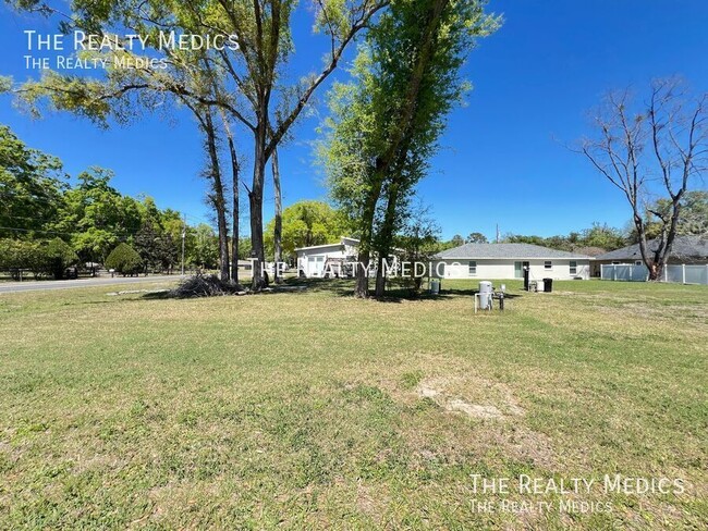 Building Photo - GREAT 3 BD/2BA Home in Belleview!!