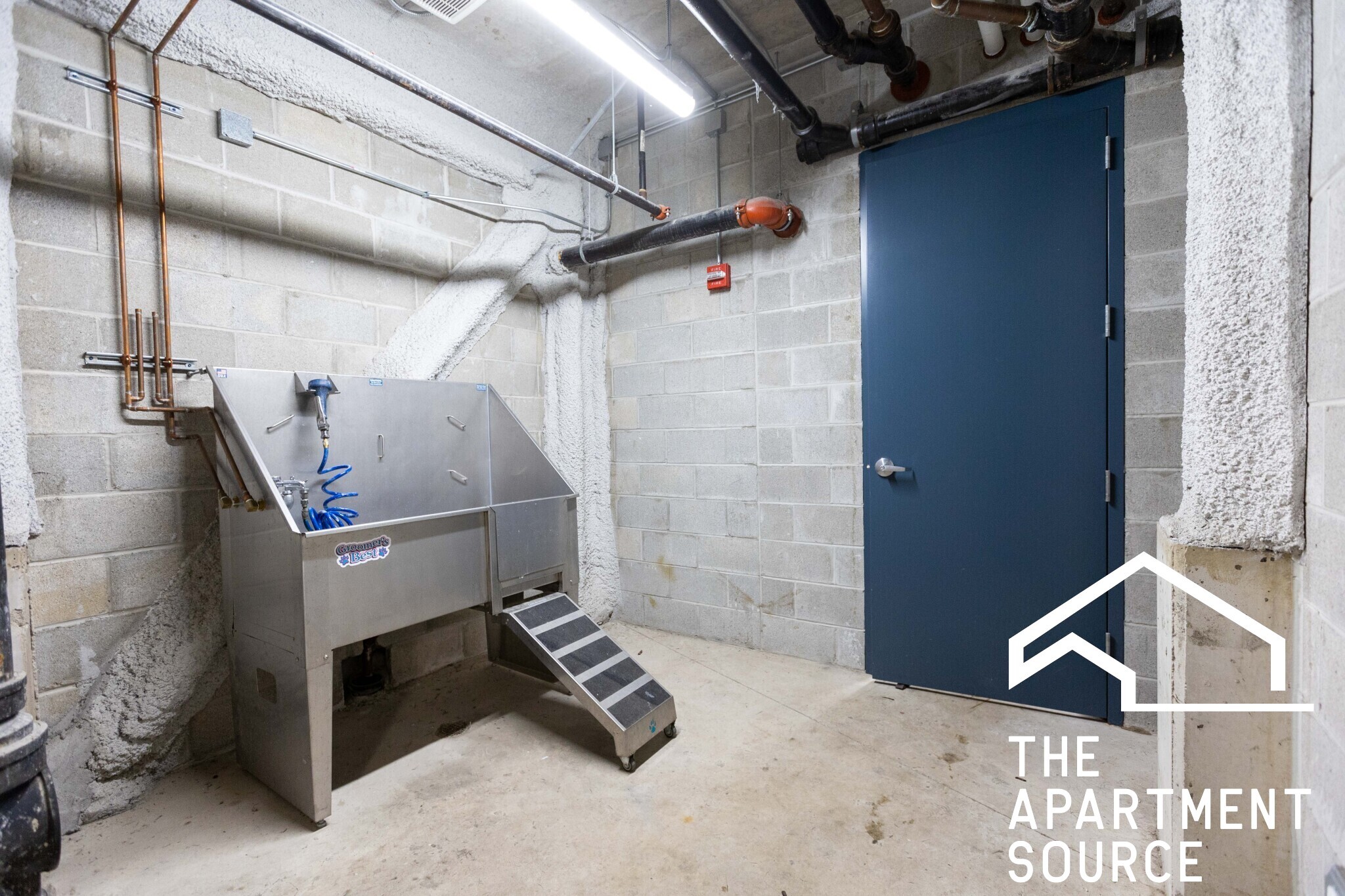 Building Photo - 1701 W Webster Ave