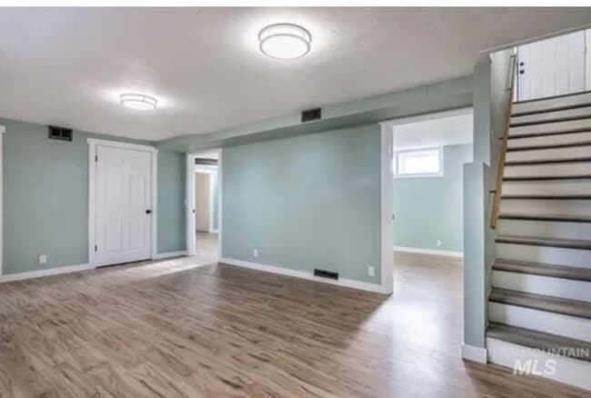 Building Photo - 1707 Baker Ln