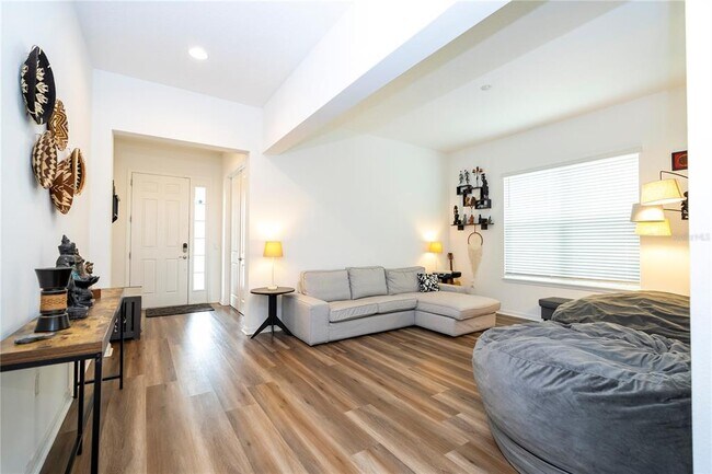 Building Photo - 10551 Petrillo Wy