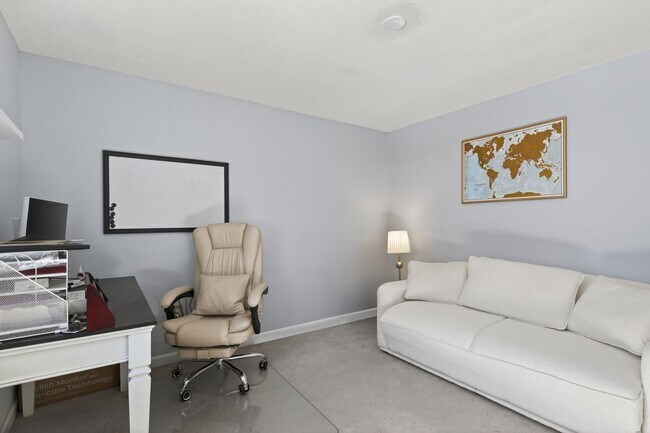 Building Photo - 9 Pine Meadows Dr