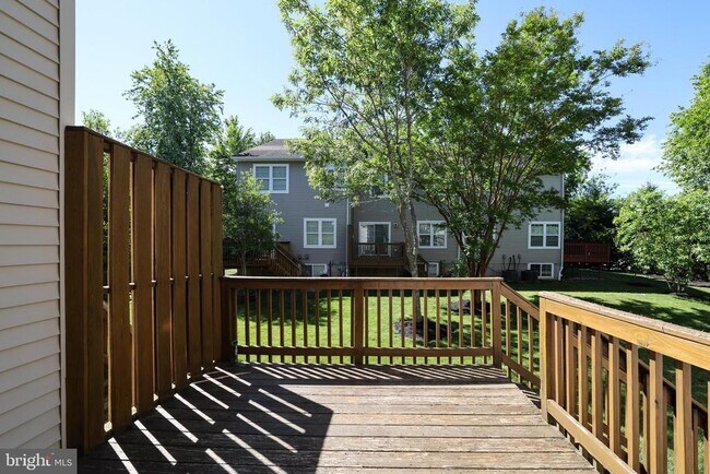 Building Photo - 6 Ocean Breeze Ct