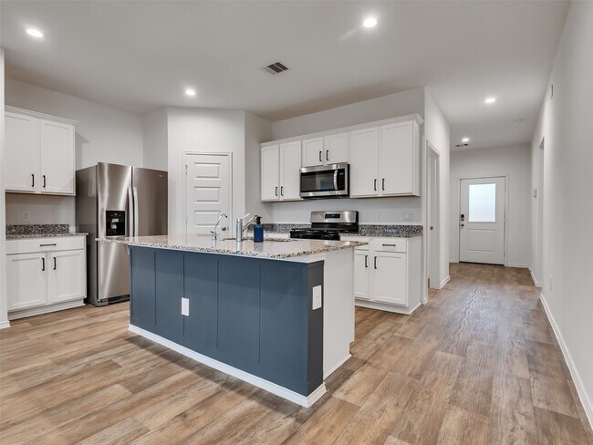 Building Photo - 7318 Audubon Russet Dr