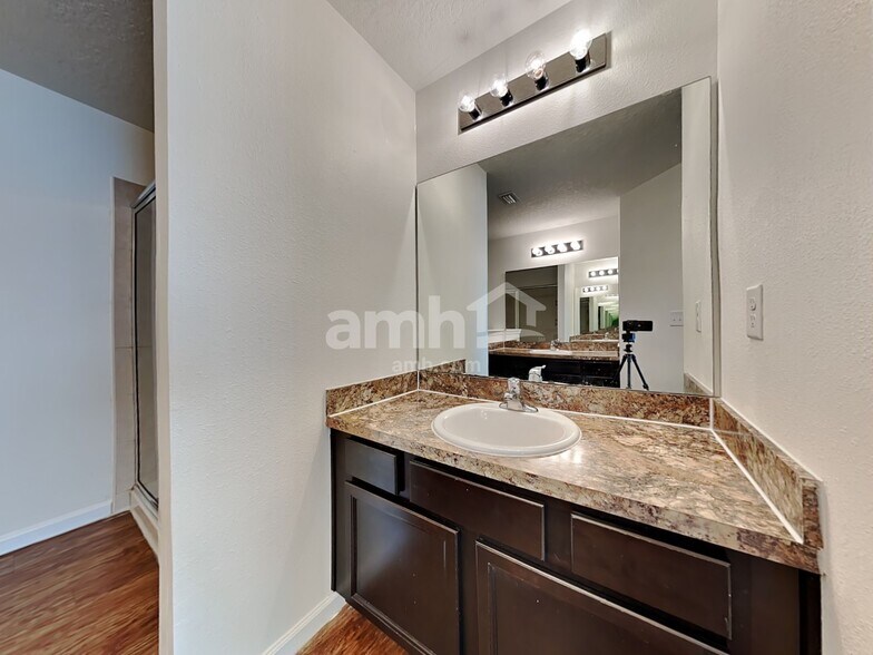 Building Photo - 3325 Bradley Creek Pky